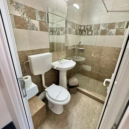 Neptun Hotel 3*